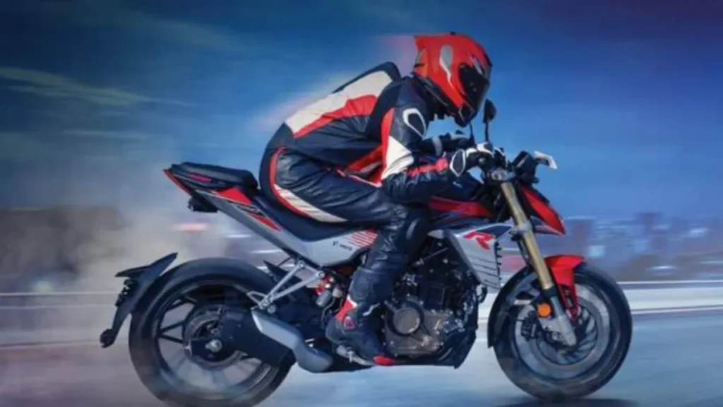 Hero Xtreme 250R हुई लॉन्च 250cc पावरफुल इंजन, धमाकेदार लुक और कीमत सिर्फ ₹1.80 लाख से शुरू