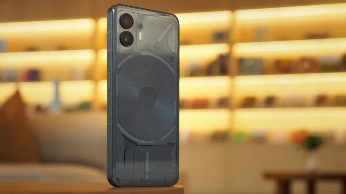 Nothing Phone 2 अब ₹29,000 से भी कम में! Phone 3 लॉन्च से पहले Amazon पर बंपर डील