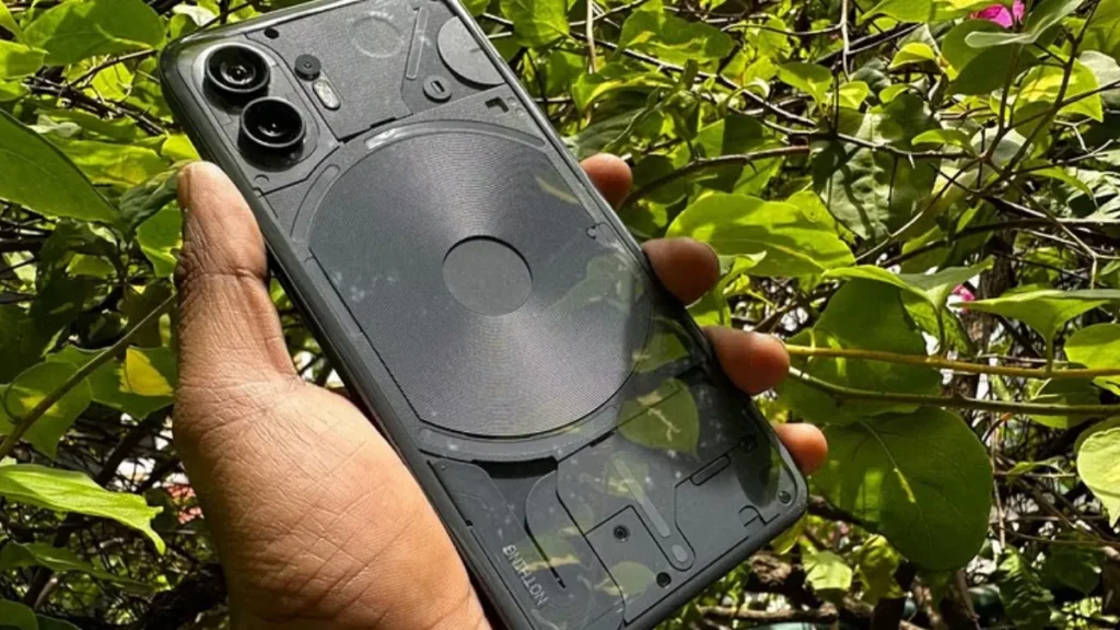 Nothing Phone 2 अब ₹29,000 से भी कम में! Phone 3 लॉन्च से पहले Amazon पर बंपर डील