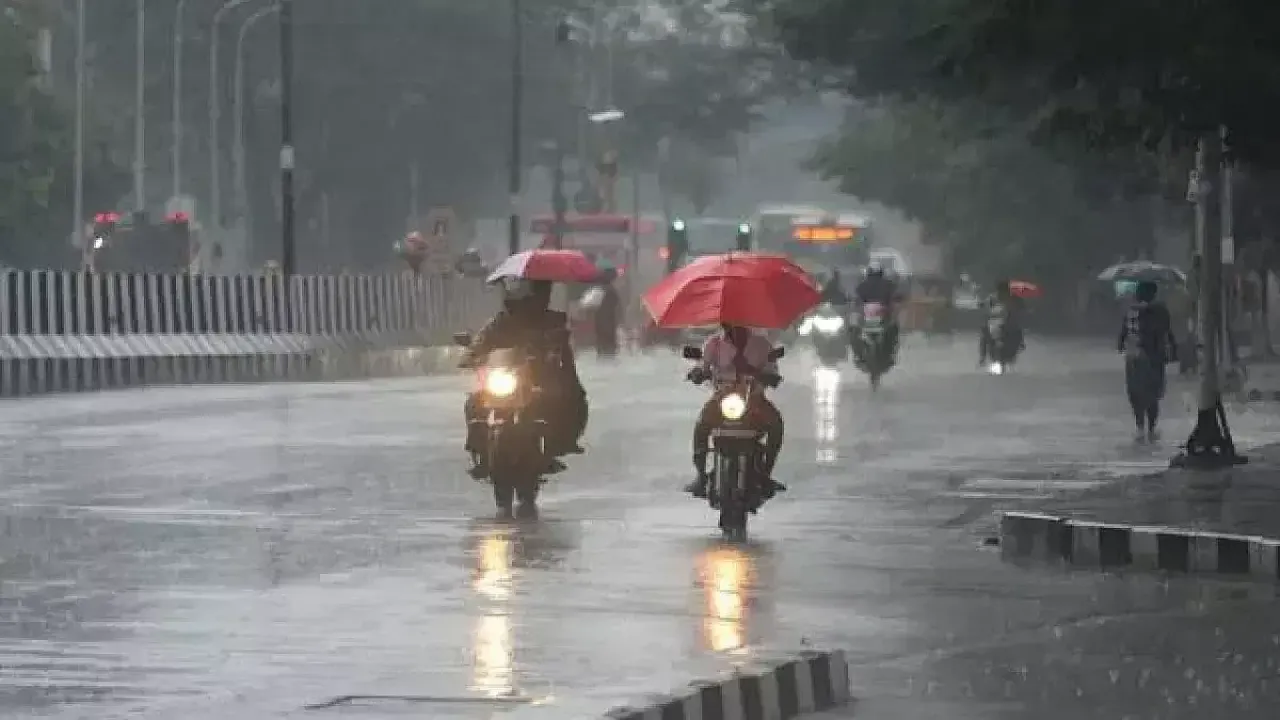 Pune Weather: मई में हो रही भारी बारिश की असली वजह क्या है? जानें कब तक रहेगा असर और कितना गिरेगा तापमान