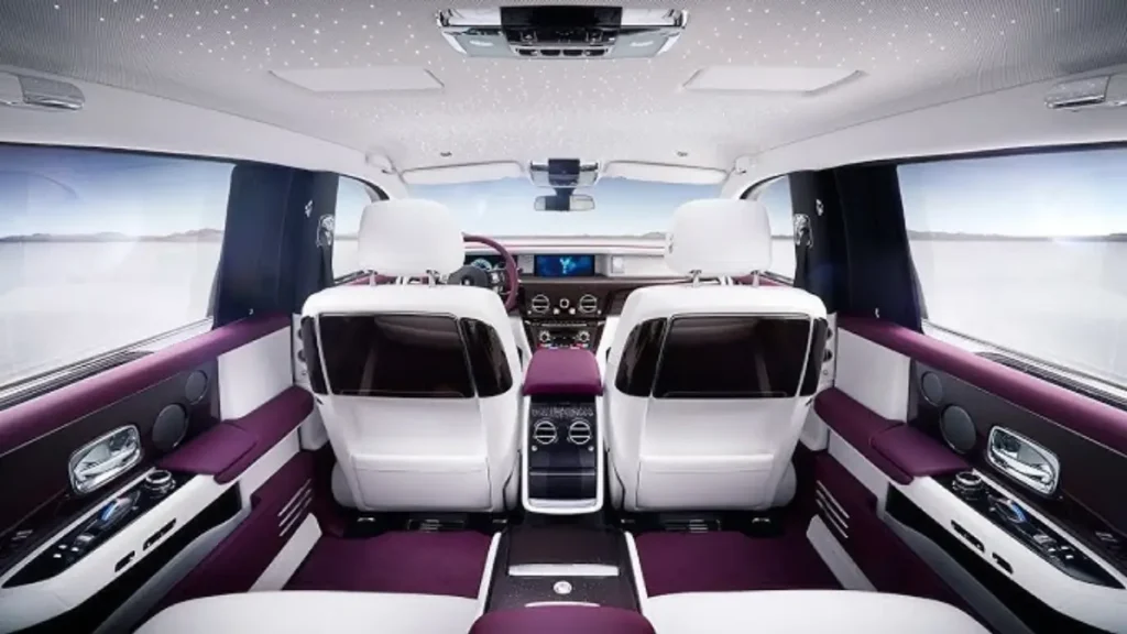 Rolls Royce Phantom Price: जानिए इस शाही लग्ज़री कार की कीमत, फीचर्स और परफॉर्मेंस
