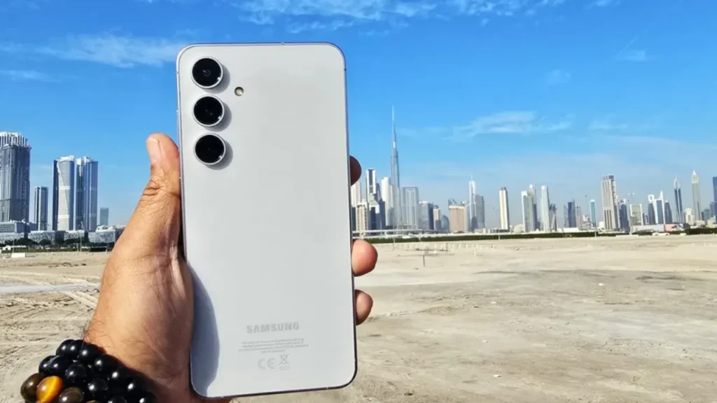 Samsung Galaxy S24 FE पर ₹23,000 की भारी छूट! जानें Amazon Sale का सबसे बड़ा ऑफर