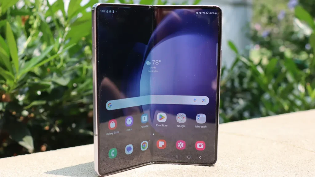 Samsung Galaxy Z Fold 6 5G: अमेजन पर मिल रहा है ₹38,999 तक का बड़ा डिस्काउंट, जानिए ऑफर और फीचर्स
