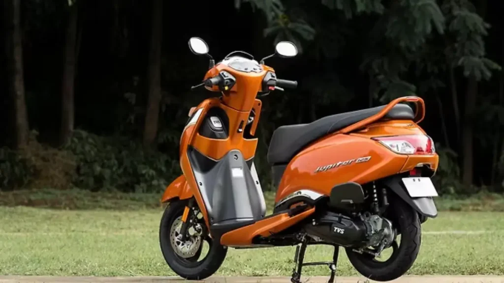 TVS Jupiter Dual Tone SXC 2025: नए स्टाइल, स्मार्ट फीचर्स और जबरदस्त कनेक्टिविटी के साथ लॉन्च, कीमत ₹88,942