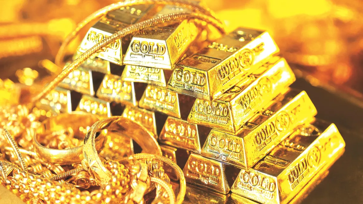Gold Price Today: सोने की कीमतों में भारी गिरावट! 17 जून को 24 कैरेट गोल्ड पहुंचा ₹10,037 पर