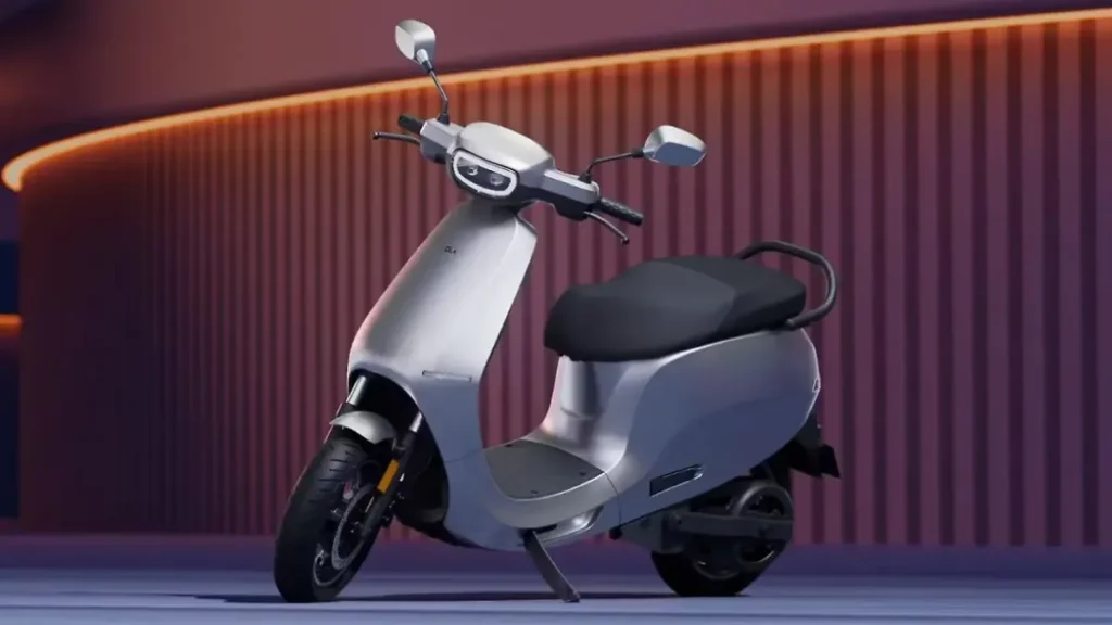 2025 में लॉन्च हो चुकीं Top 5 Electric Scooters, जो Activa को दे रही सीधी टक्कर