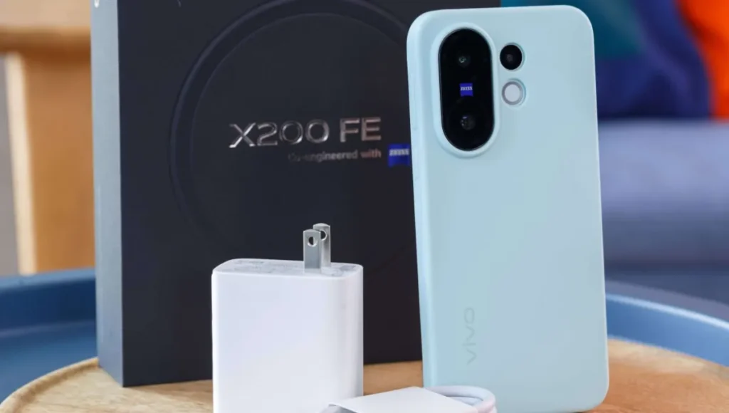 vivo X200 FE: छोटा पैकेट, बड़ा धमाका! 6500mAh बैटरी, ZEISS कैमरा और फ्लैगशिप परफॉर्मेंस से मचाएगा तहलका