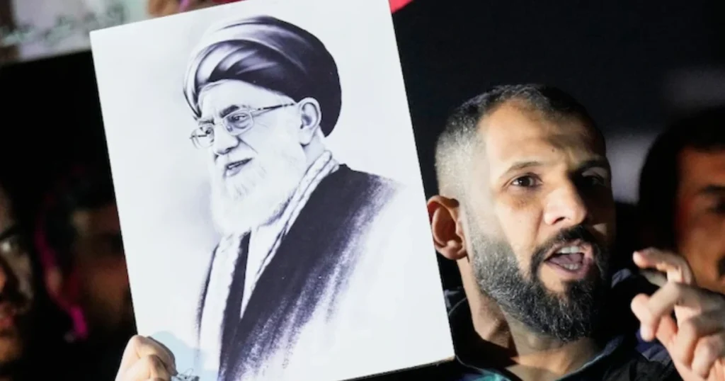 US-Israel Iran Strike LIVE Updates: ईरान पर हमले के बाद मिडिल ईस्ट में तनाव, खामेनेई की मौत के दावे से हलचल