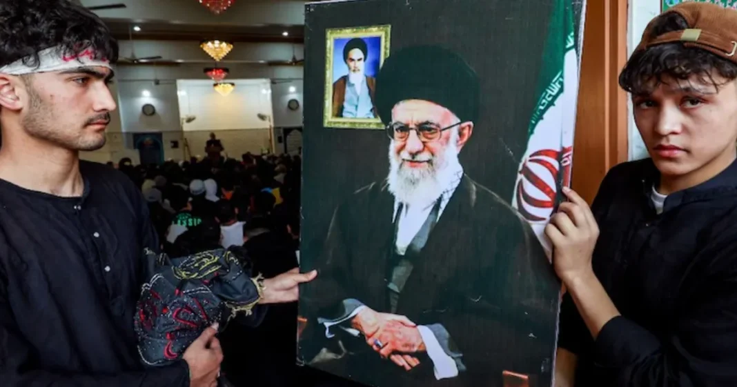 US-Israel Iran Strike LIVE Updates: ईरान पर हमले के बाद मिडिल ईस्ट में तनाव, खामेनेई की मौत के दावे से हलचल