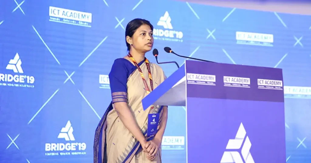 Padma Jaiswal addressing a conference during her tenure as AGMUT cadre IAS officer